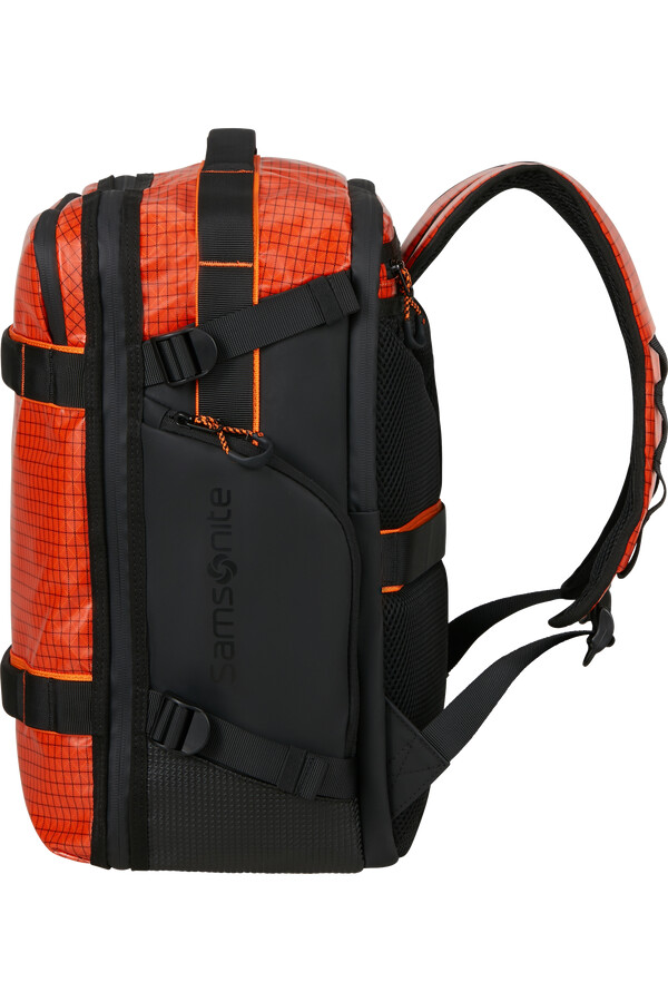 outtrax バックパック 15.6インチ タンジェリンレッド
